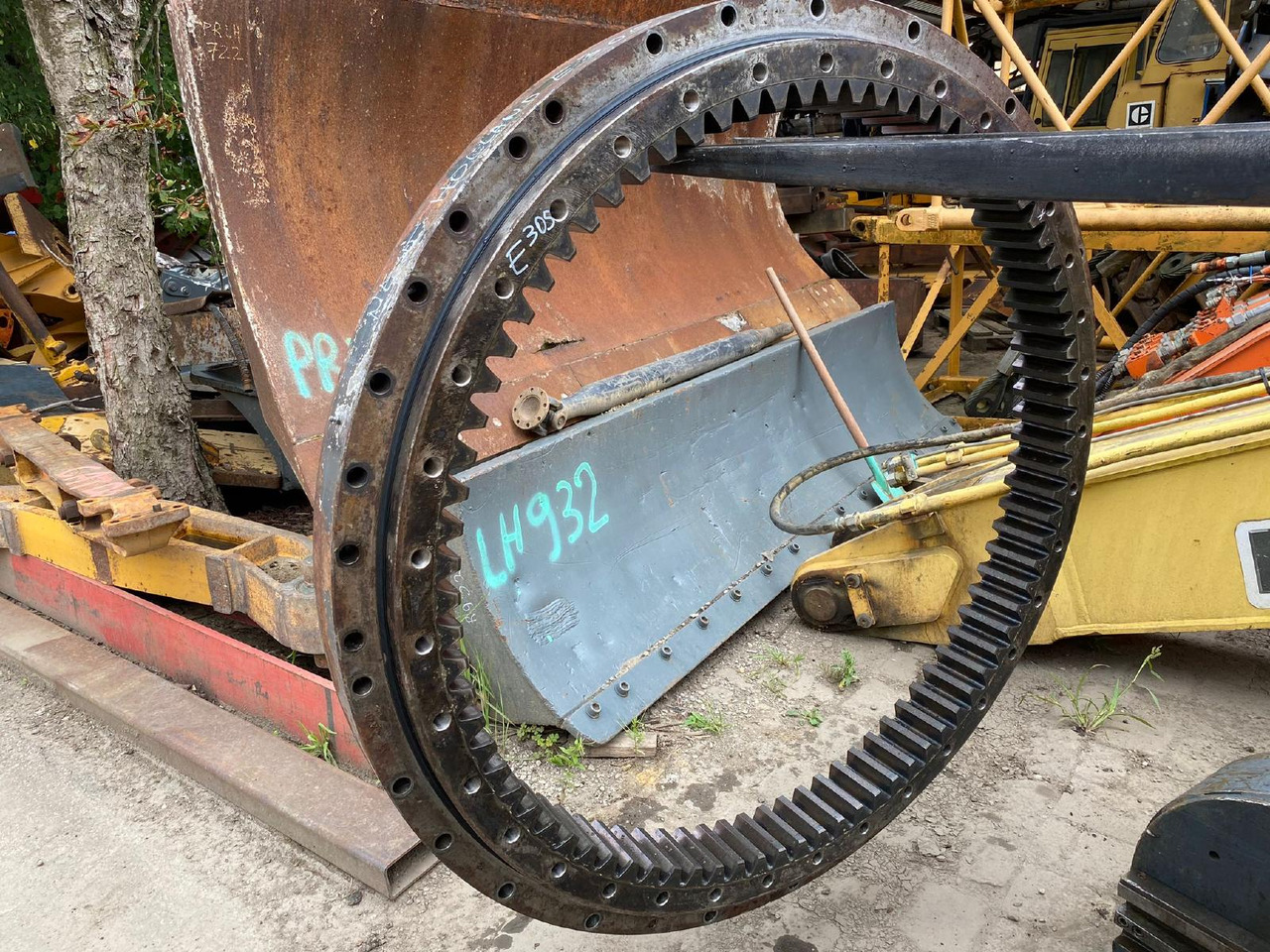 Holland E305 - Slewing ring for Construction machinery: picture 5 Holland E305 - Slewing ring for Construction machinery: picture 5