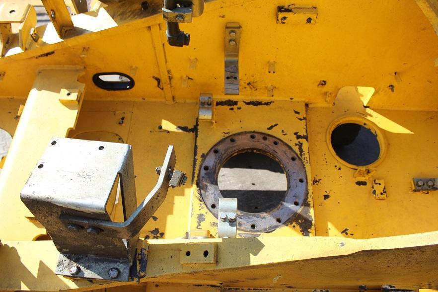 Holland Kobelco E 215 - Body and exterior for Construction machinery: picture 5 Holland Kobelco E 215 - Body and exterior for Construction machinery: picture 5