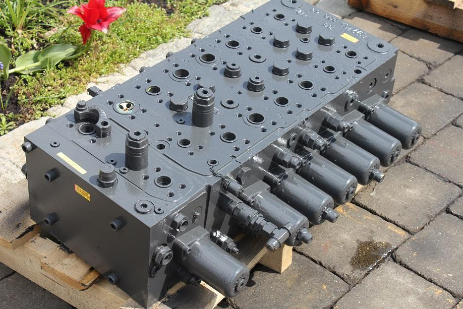 Holland WE150C - Hydraulic valve for Construction machinery: picture 1 Holland WE150C - Hydraulic valve for Construction machinery: picture 1