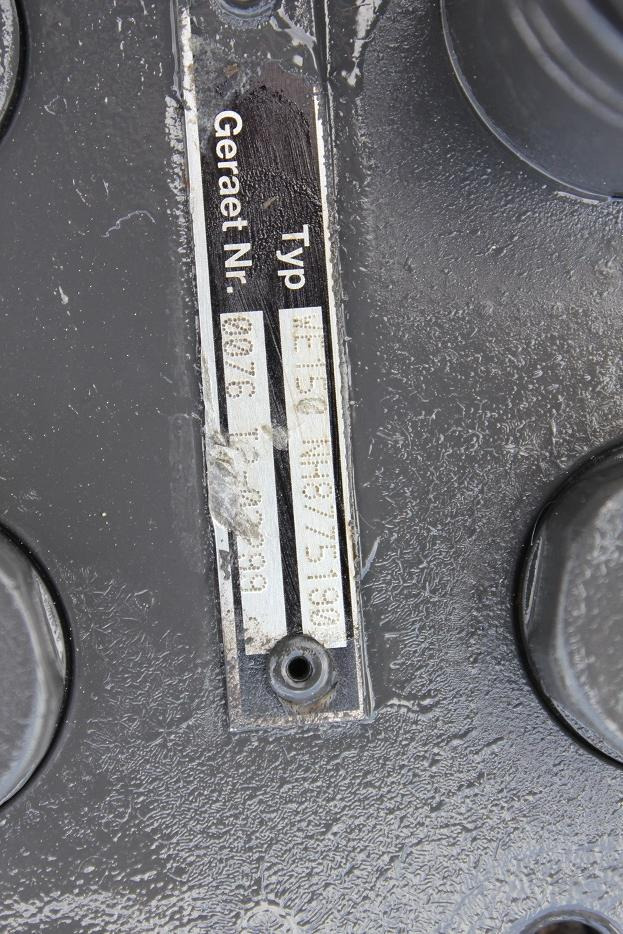 Holland WE150C - Hydraulic valve for Construction machinery: picture 5 Holland WE150C - Hydraulic valve for Construction machinery: picture 5