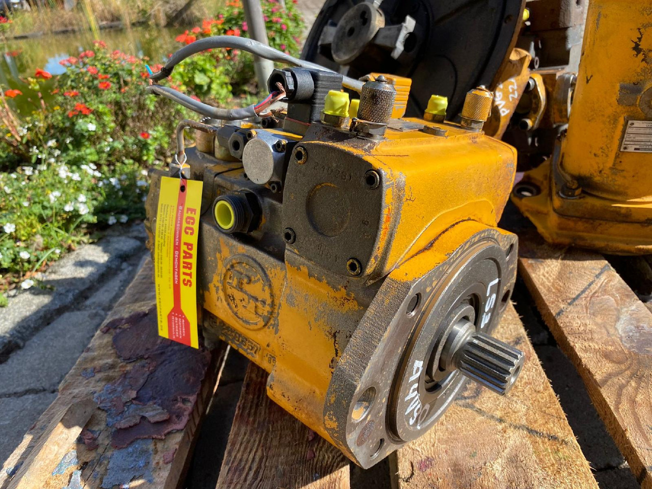 Hydromatik A4V90 aus L 531 - Hydraulic pump for Construction machinery: picture 1 Hydromatik A4V90 aus L 531 - Hydraulic pump for Construction machinery: picture 1