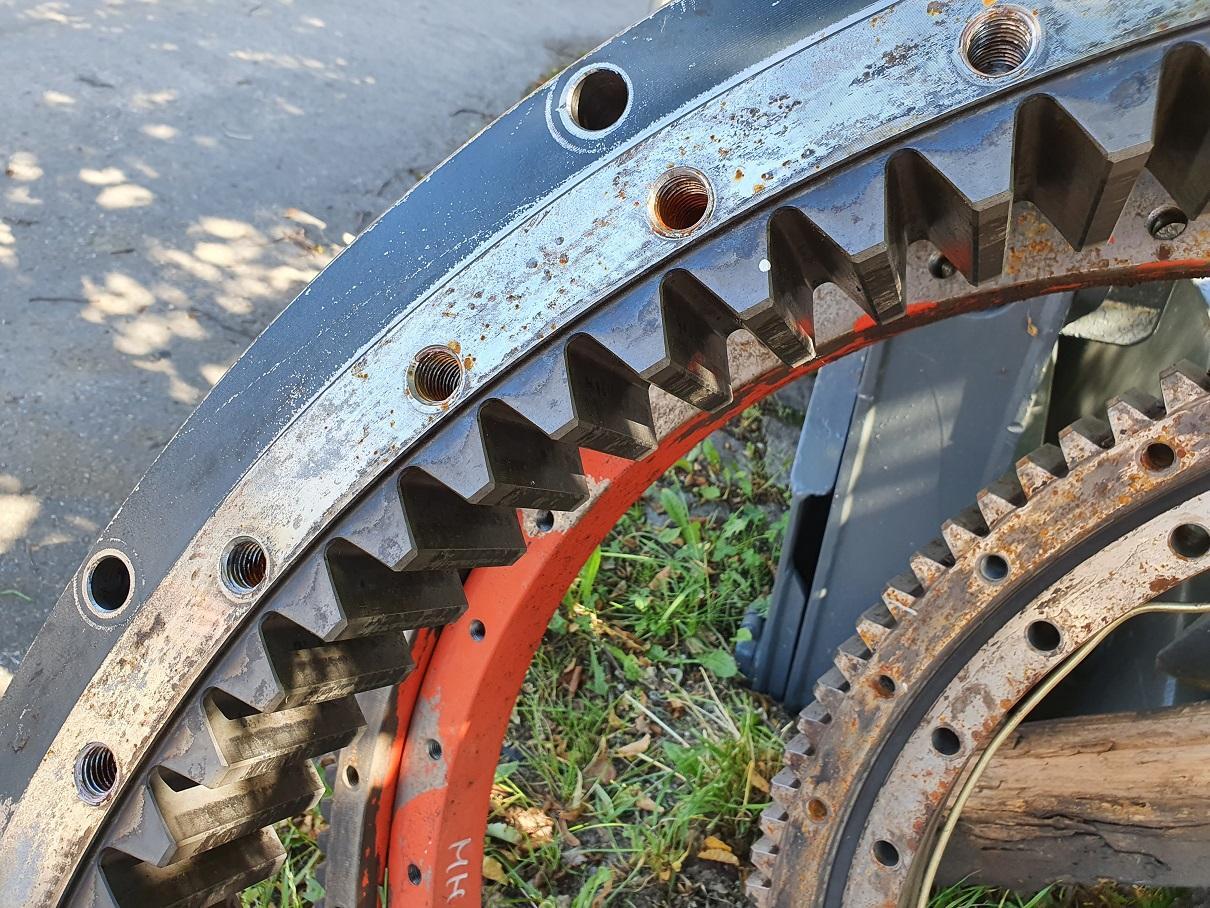 Hyundai Robex 220 LC 9A - Slewing ring for Construction machinery: picture 4 Hyundai Robex 220 LC 9A - Slewing ring for Construction machinery: picture 4