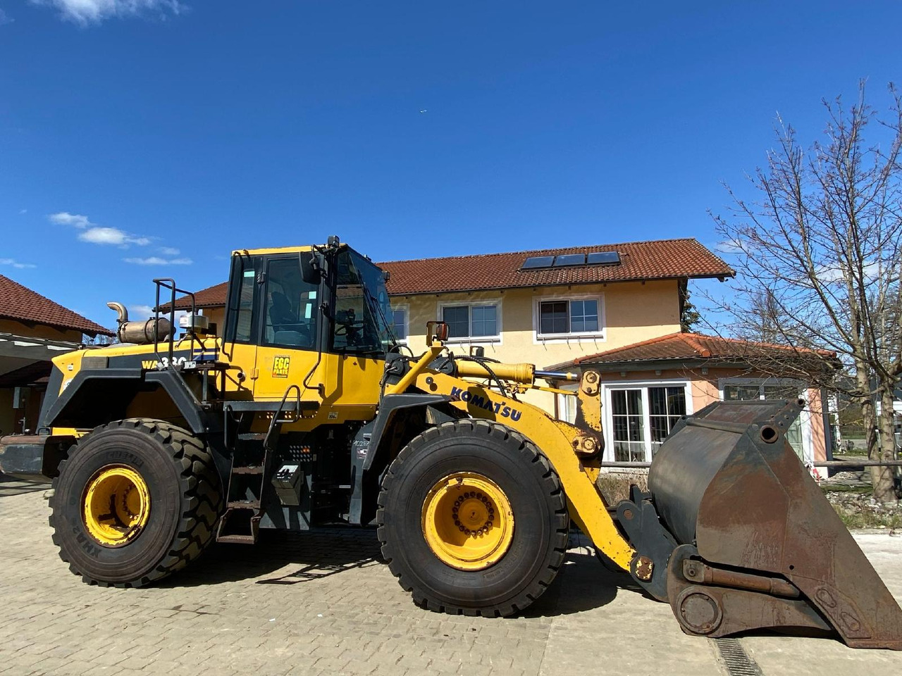 Komatsu WA 380 - Wheel loader: picture 2 Komatsu WA 380 - Wheel loader: picture 2