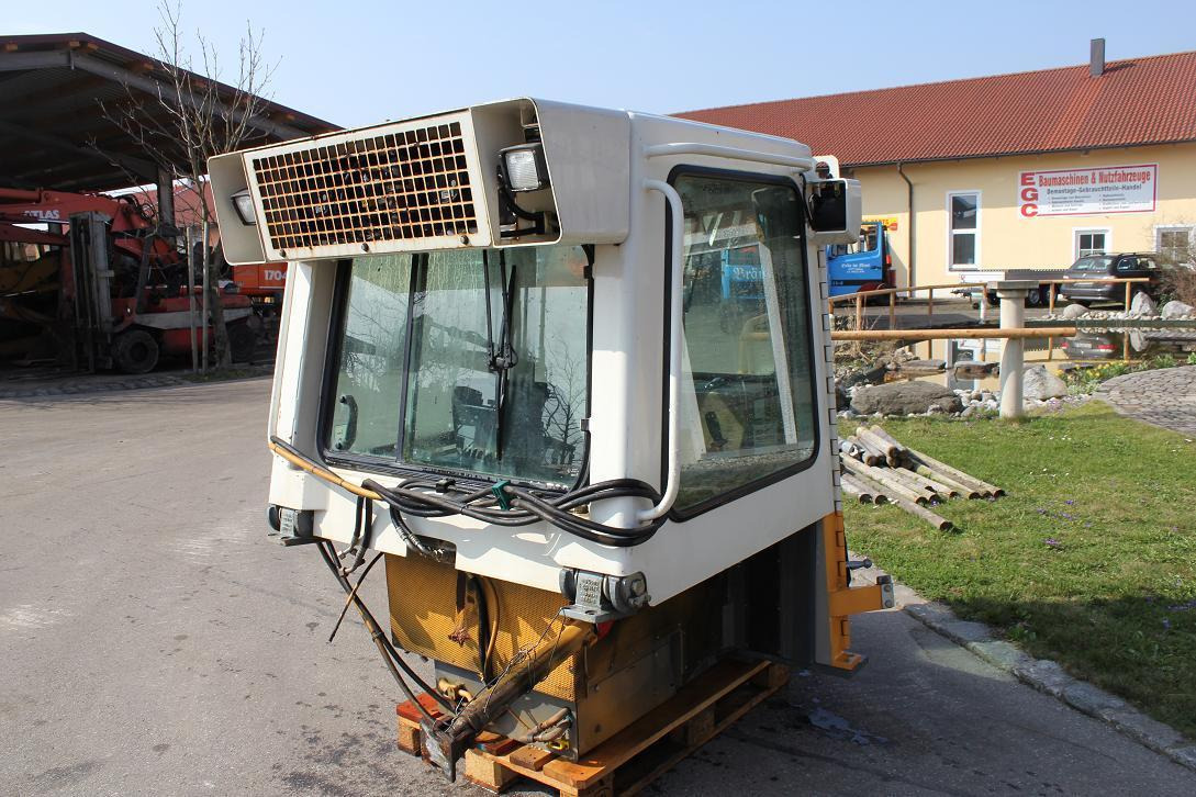 Liebherr 712-722-732 Lit. - Cab for Construction machinery: picture 4 Liebherr 712-722-732 Lit. - Cab for Construction machinery: picture 4
