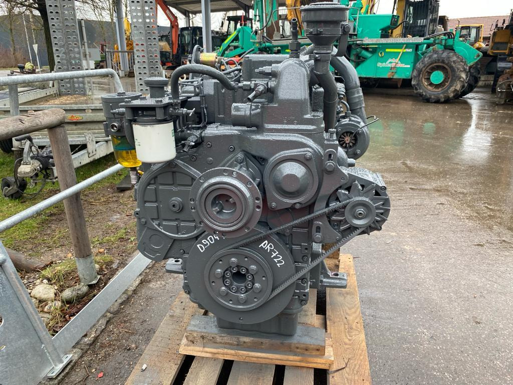 Liebherr D904T aus PR 722 - Engine for Construction machinery: picture 3 Liebherr D904T aus PR 722 - Engine for Construction machinery: picture 3