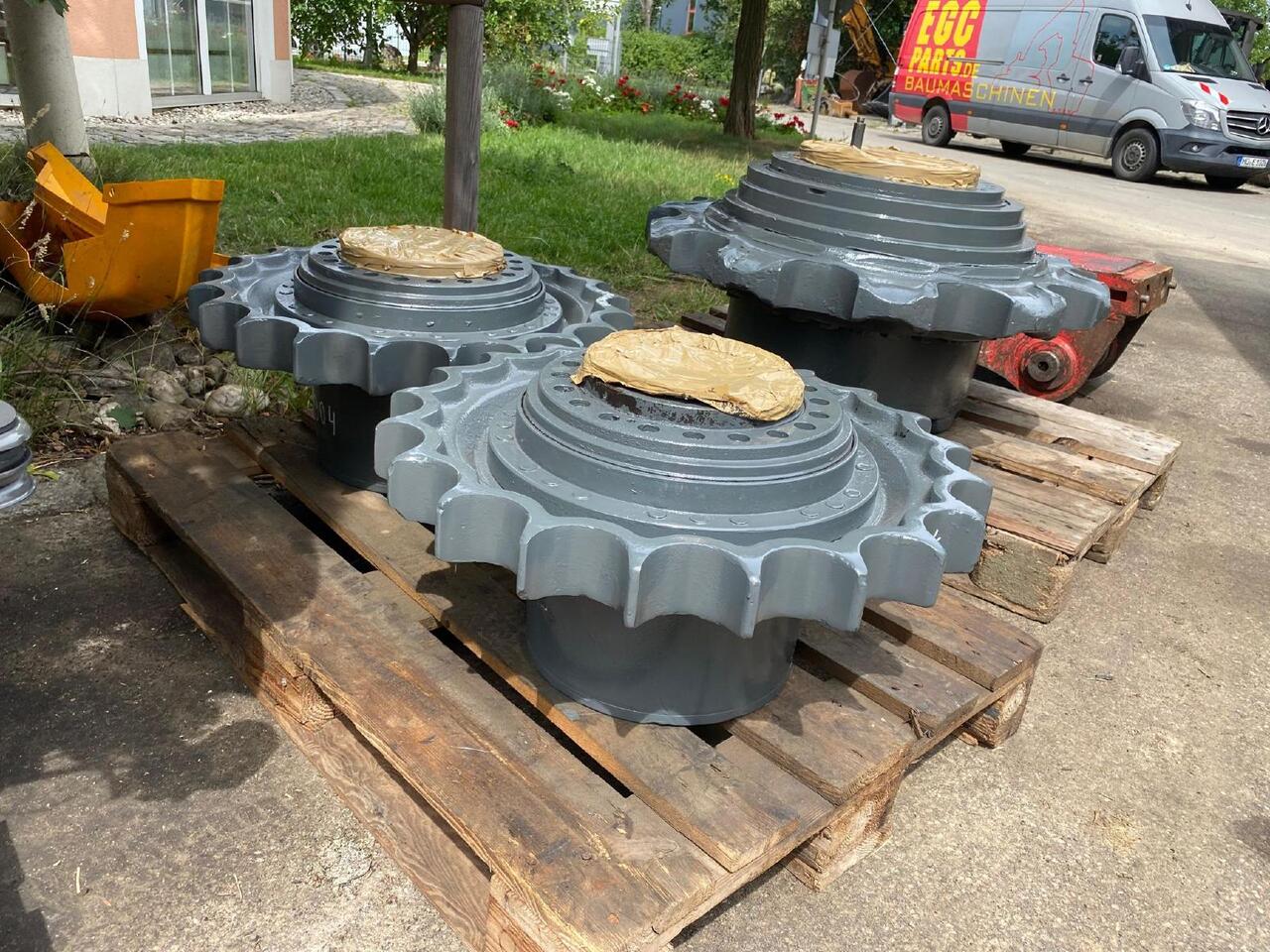 Liebherr FAT 350P032 aus R 904 - Final drive for Construction machinery: picture 2 Liebherr FAT 350P032 aus R 904 - Final drive for Construction machinery: picture 2