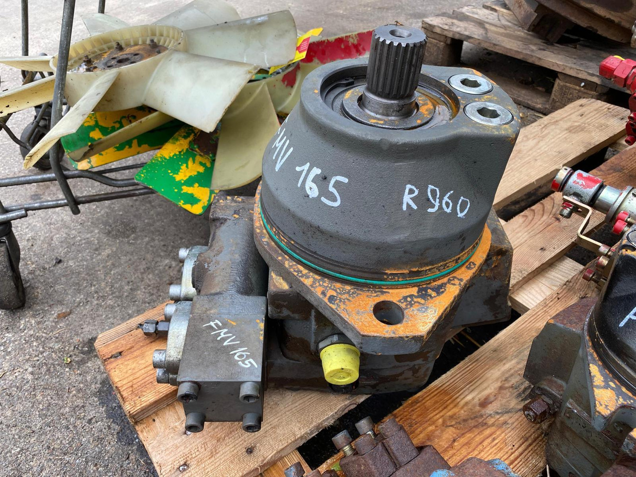 Liebherr FMV 165 - Final drive for Construction machinery: picture 2 Liebherr FMV 165 - Final drive for Construction machinery: picture 2