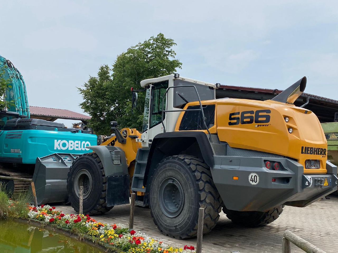 Liebherr L 566 X Power - Wheel loader: picture 2 Liebherr L 566 X Power - Wheel loader: picture 2