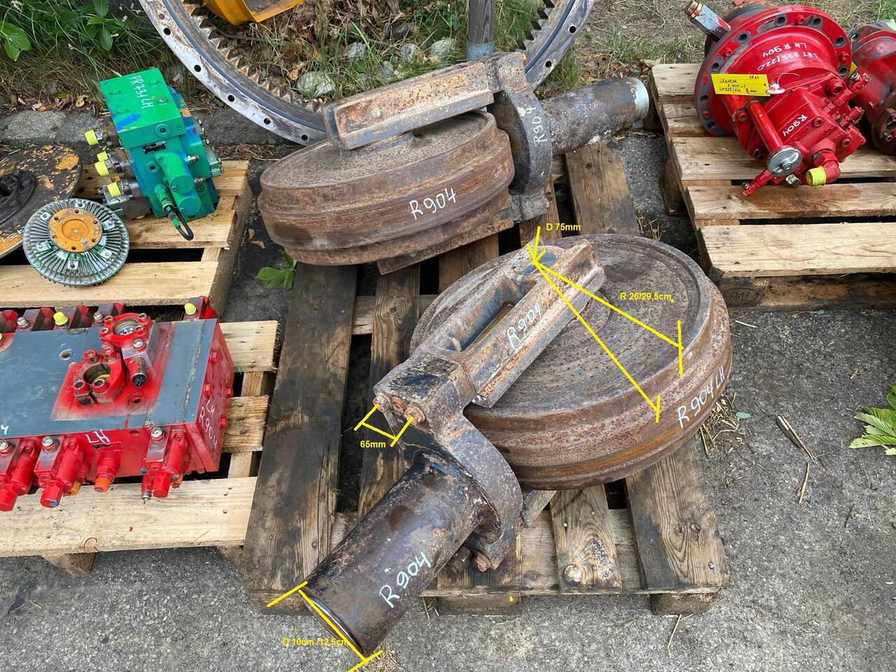 Liebherr R 904 - Undercarriage parts for Construction machinery: picture 3 Liebherr R 904 - Undercarriage parts for Construction machinery: picture 3