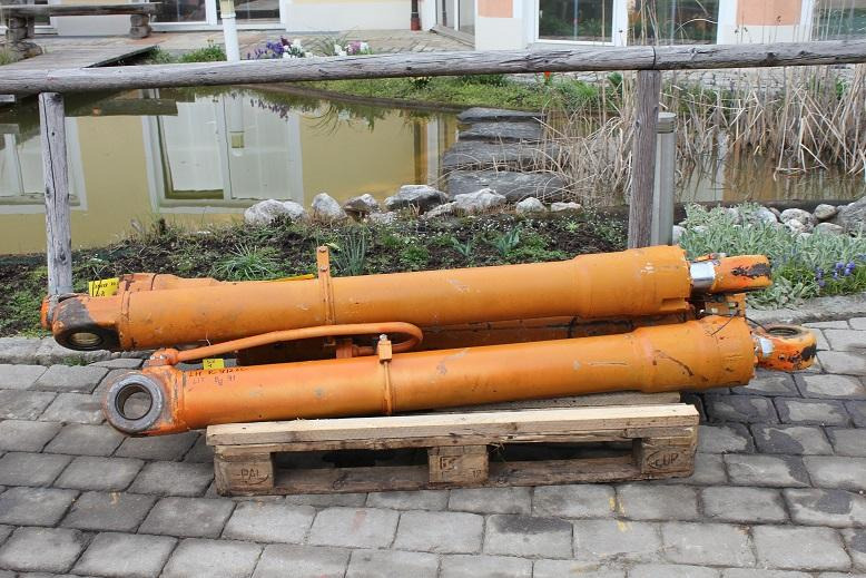 Liebherr R 912 LC LIT - Hydraulic cylinder for Construction machinery: picture 4 Liebherr R 912 LC LIT - Hydraulic cylinder for Construction machinery: picture 4