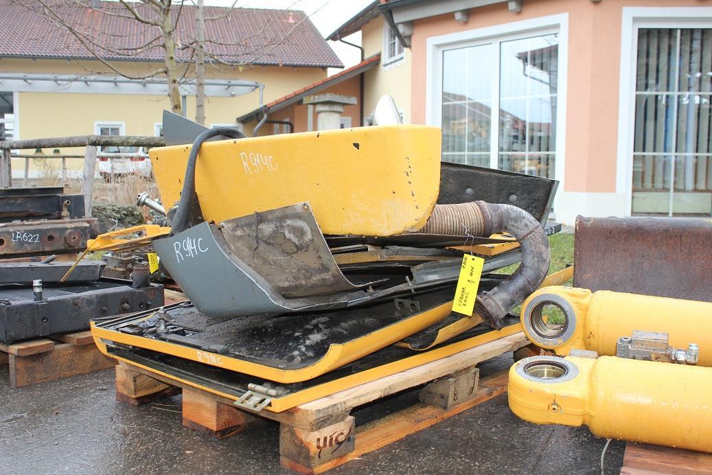 Liebherr R 914 C - Body and exterior for Excavator: picture 2 Liebherr R 914 C - Body and exterior for Excavator: picture 2