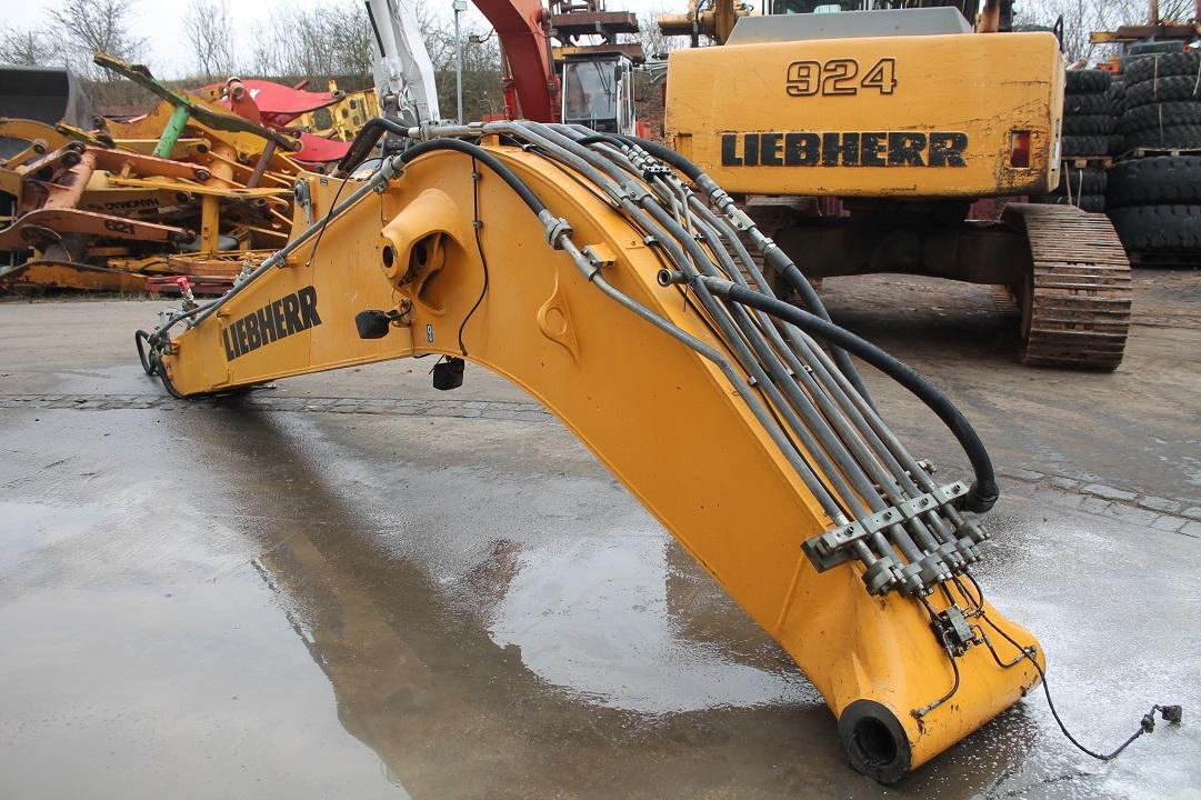 Liebherr R 914C LIT - Boom for Excavator: picture 1 Liebherr R 914C LIT - Boom for Excavator: picture 1
