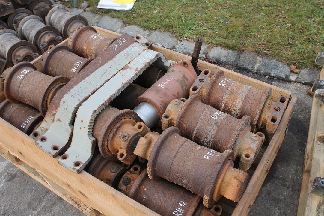 O&K RH 12 - Track roller for Crawler excavator: picture 3 O&K RH 12 - Track roller for Crawler excavator: picture 3