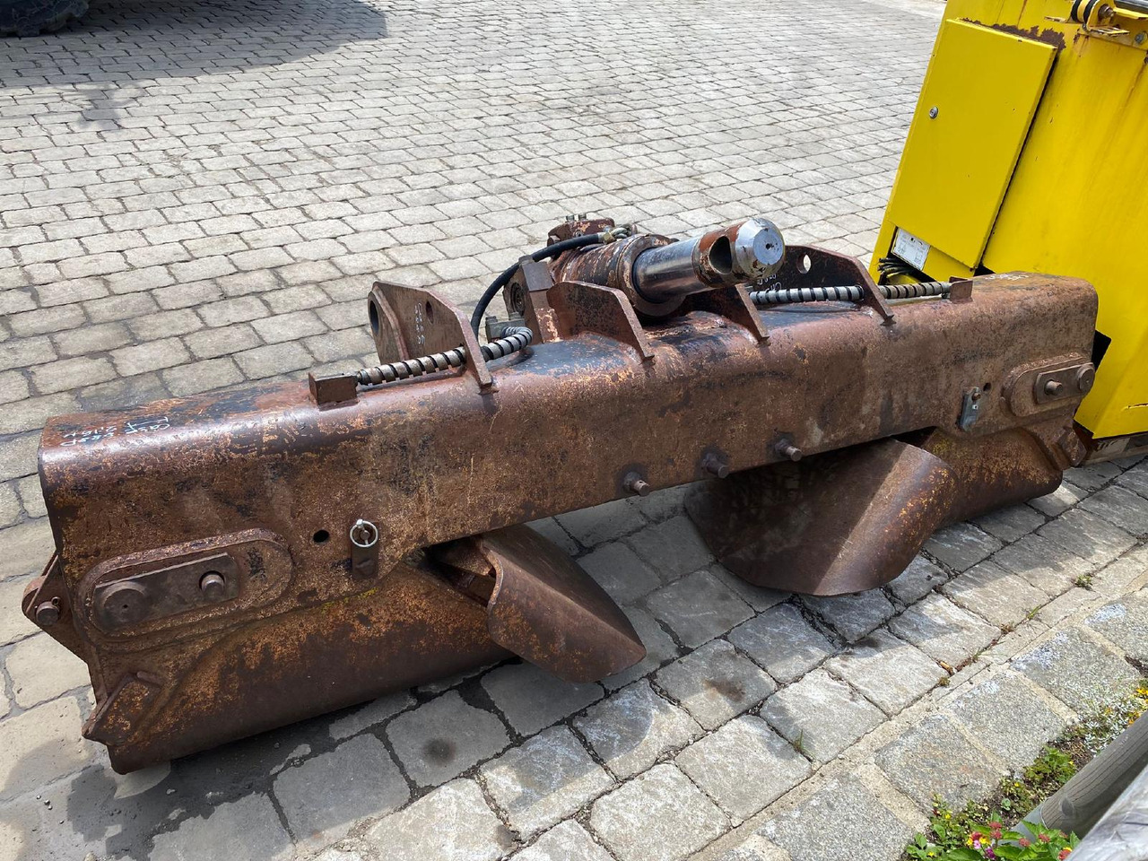 Case 888 P - Spare parts for Wheel excavator: picture 4 Case 888 P - Spare parts for Wheel excavator: picture 4