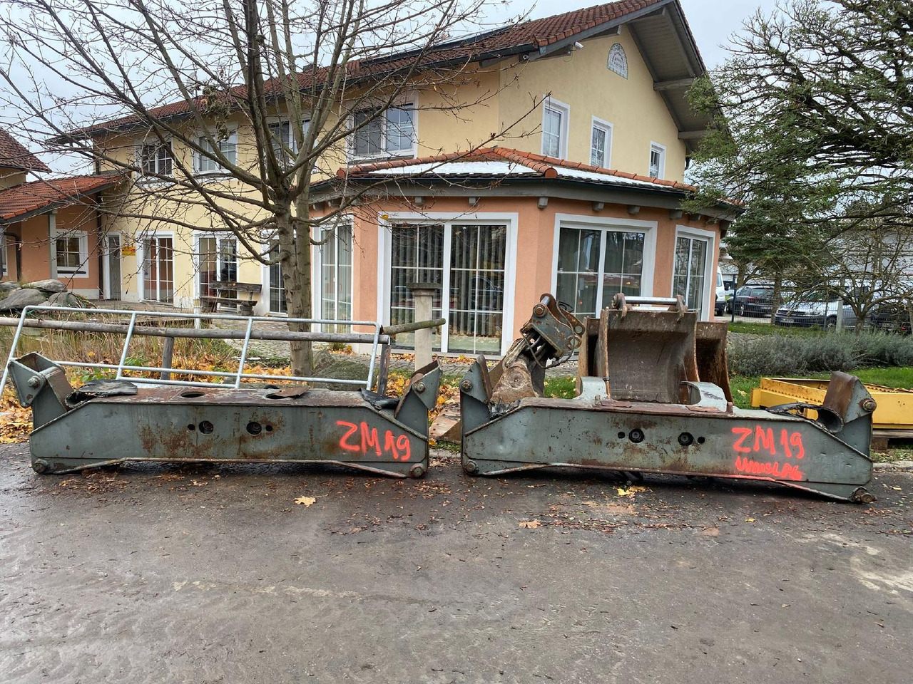Zeppelin ZM 19 Sennebogen - Body and exterior for Excavator: picture 1 Zeppelin ZM 19 Sennebogen - Body and exterior for Excavator: picture 1