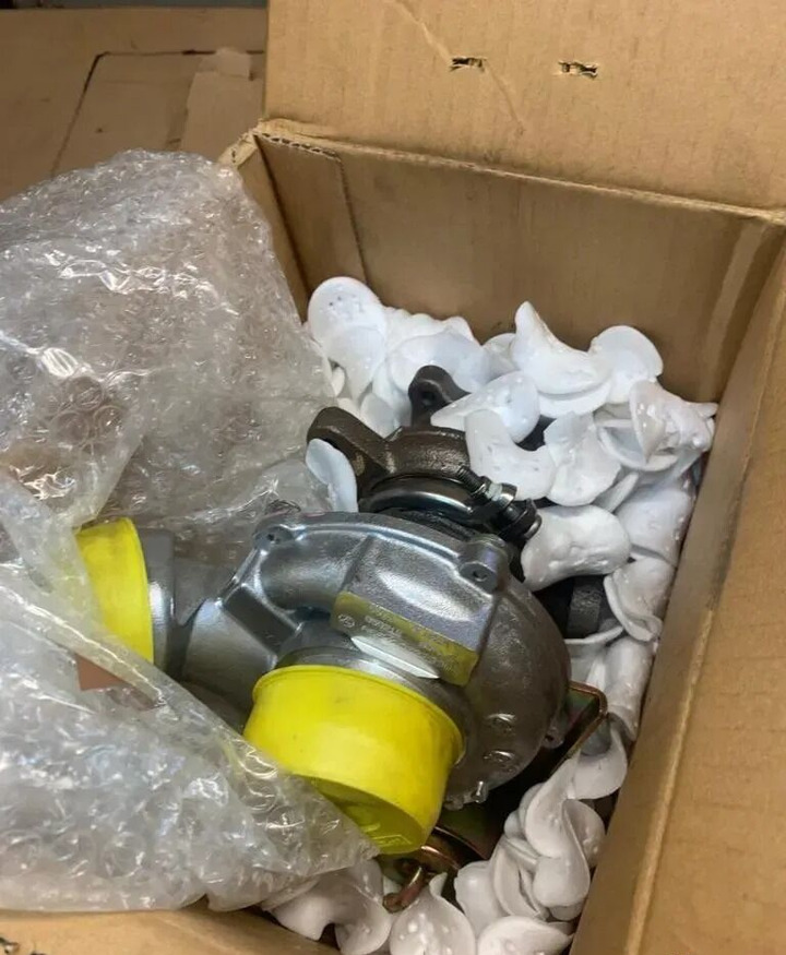 Chrysler Nowa Turbosprężarka A664096029901 PT Cruiser 2.2 CRD A664096029901 for Chrysler car - Turbo for Car: picture 1 Chrysler Nowa Turbosprężarka A664096029901 PT Cruiser 2.2 CRD A664096029901 for Chrysler car - Turbo for Car: picture 1