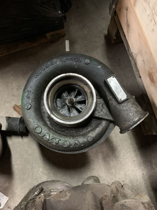 Holset 440K 4044313/20728220   Volvo - Turbo for Truck: picture 1 Holset 440K 4044313/20728220   Volvo - Turbo for Truck: picture 1
