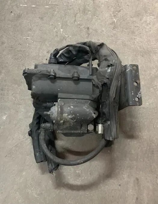 Mercedes-Benz Mercedes Actros MP3 Euro 5 A0001400478   Mercedes-Benz Mercedes Actros MP3 Euro 5 truck - Exhaust system for Truck: picture 1 Mercedes-Benz Mercedes Actros MP3 Euro 5 A0001400478   Mercedes-Benz Mercedes Actros MP3 Euro 5 truck - Exhaust system for Truck: picture 1