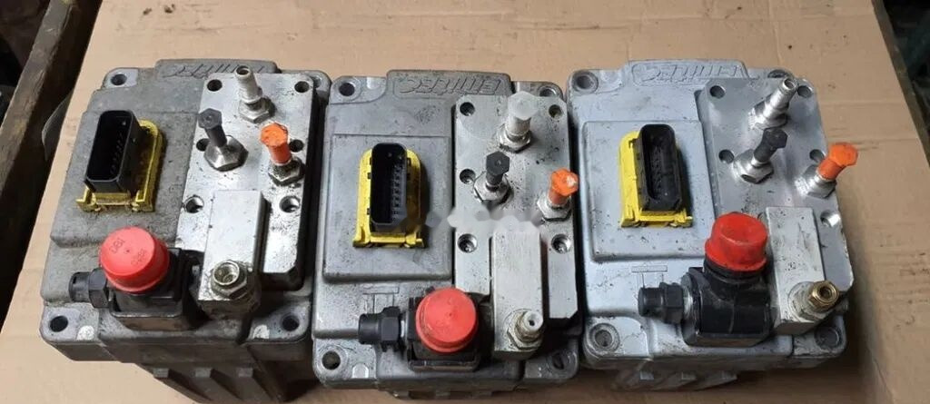 Moduł EMITEC Euro 6 Man TGX TGS 440KM 81154036134000 regeneracja 81154036134000 - Exhaust system for Truck: picture 1 Moduł EMITEC Euro 6 Man TGX TGS 440KM 81154036134000 regeneracja 81154036134000 - Exhaust system for Truck: picture 1