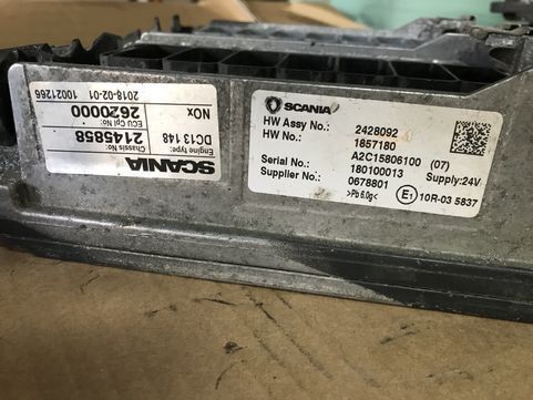 Scania Euro 6 S8 2428092 Scania truck - ECU for Truck: picture 2 Scania Euro 6 S8 2428092 Scania truck - ECU for Truck: picture 2