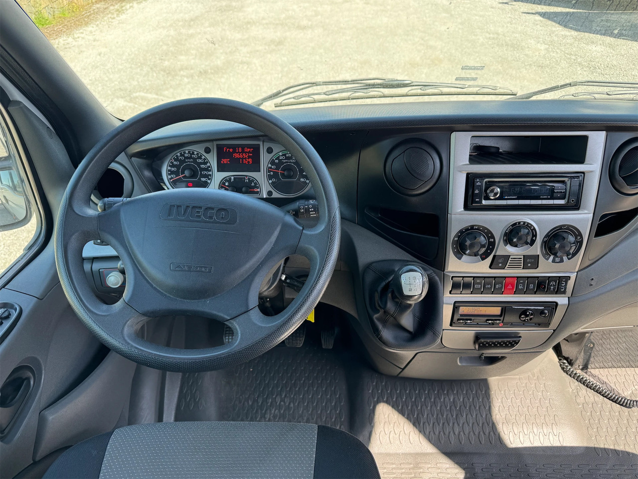 Coach IVECO DAILY WAY: picture 17