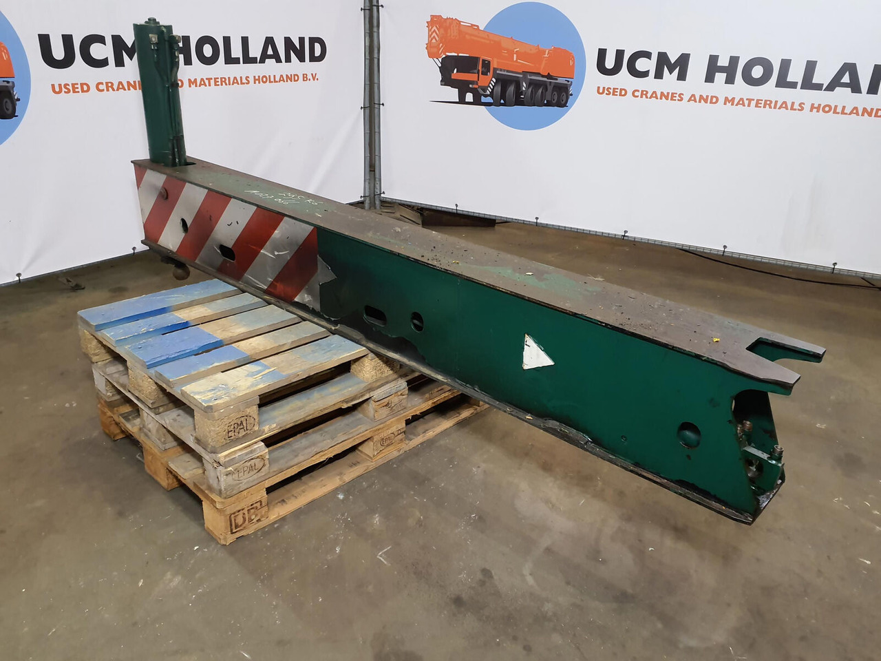 FAUN ATF 30-2 outrigger beam front complete - Suspension for Mobile crane: picture 4 FAUN ATF 30-2 outrigger beam front complete - Suspension for Mobile crane: picture 4