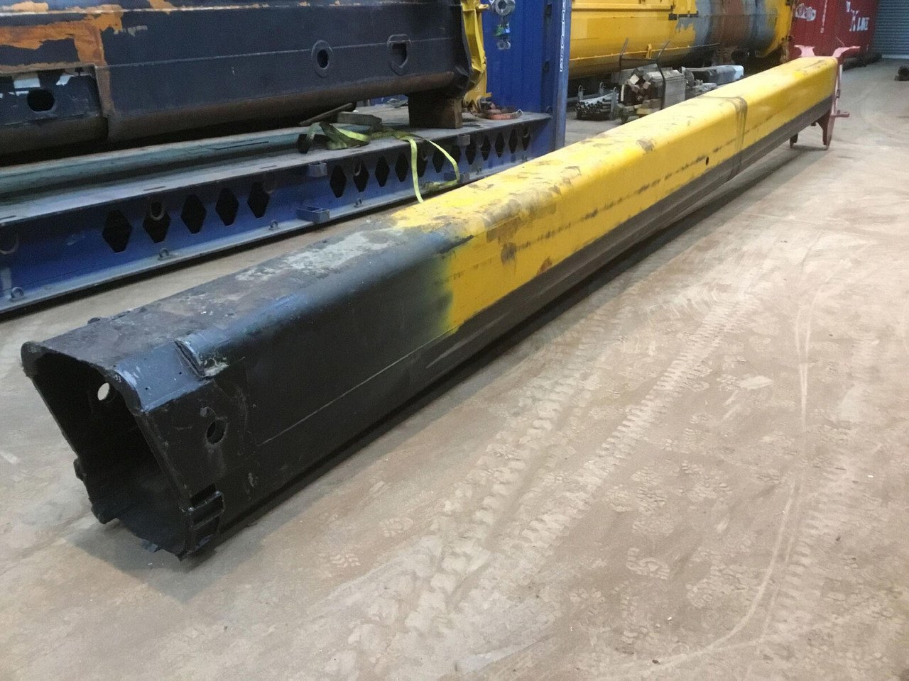 FAUN ATF 50G-3 telescopic head section 4 - Boom for Mobile crane: picture 4 FAUN ATF 50G-3 telescopic head section 4 - Boom for Mobile crane: picture 4