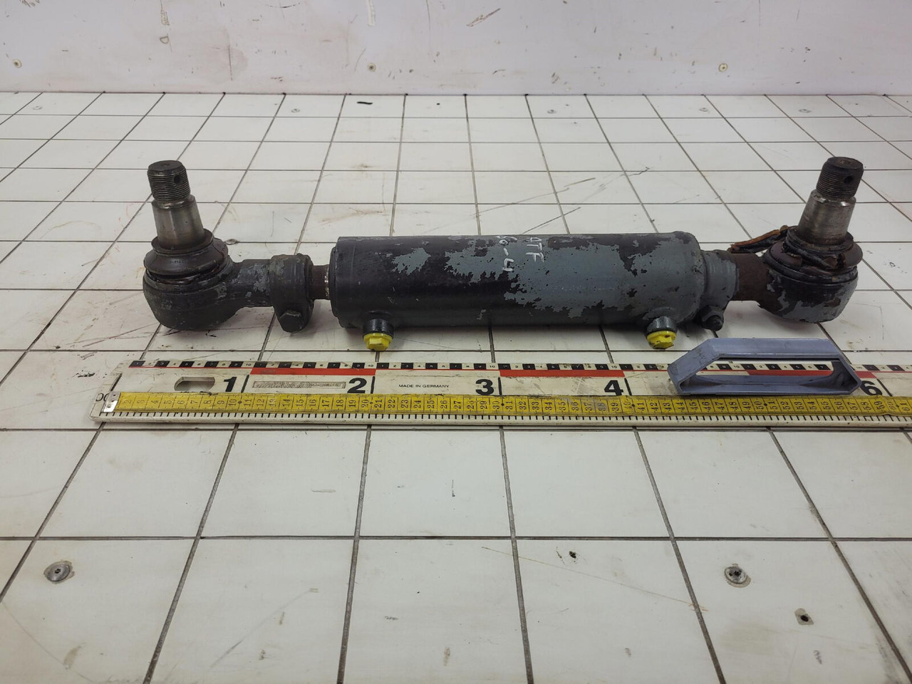 FAUN ATF 60-4 steering cylinder - Hydraulic cylinder for Mobile crane: picture 1 FAUN ATF 60-4 steering cylinder - Hydraulic cylinder for Mobile crane: picture 1