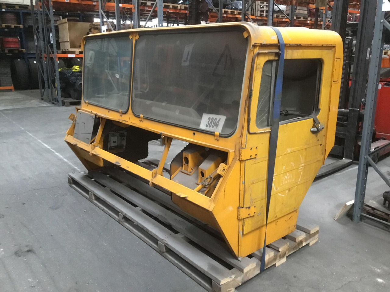 FAUN KF lower cabin - Cab for Mobile crane: picture 5 FAUN KF lower cabin - Cab for Mobile crane: picture 5