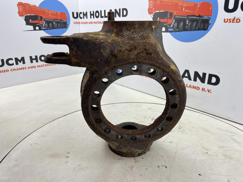 Faun RTF 50 Steering knuckle 16 holes right - Steering knuckle for Crane: picture 2 Faun RTF 50 Steering knuckle 16 holes right - Steering knuckle for Crane: picture 2