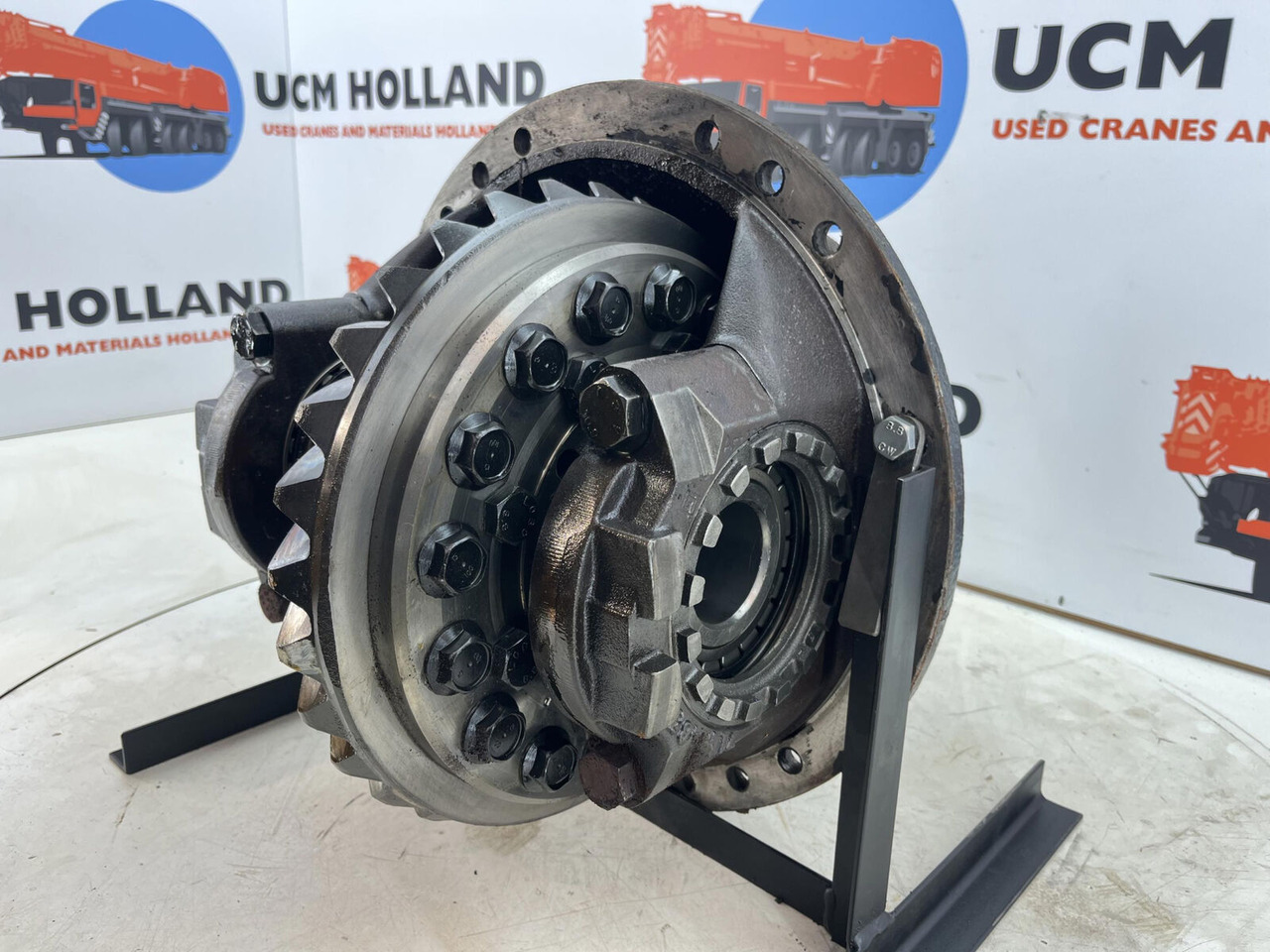 Gottwald end differential 17x31 axle 5 - Differential gear for Mobile crane: picture 2 Gottwald end differential 17x31 axle 5 - Differential gear for Mobile crane: picture 2