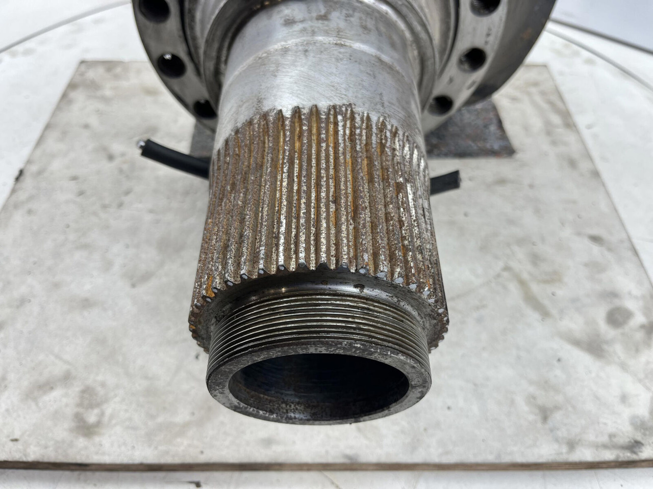Steering knuckle for Mobile crane Grove GMK Steering knuckle 16 holes: picture 9