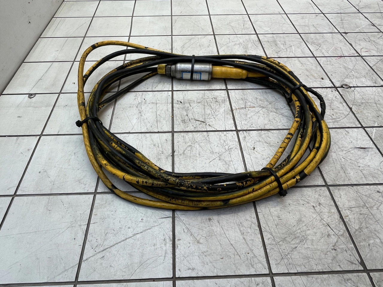 Grove GMK pressure sensor - Sensor for Mobile crane: picture 2 Grove GMK pressure sensor - Sensor for Mobile crane: picture 2