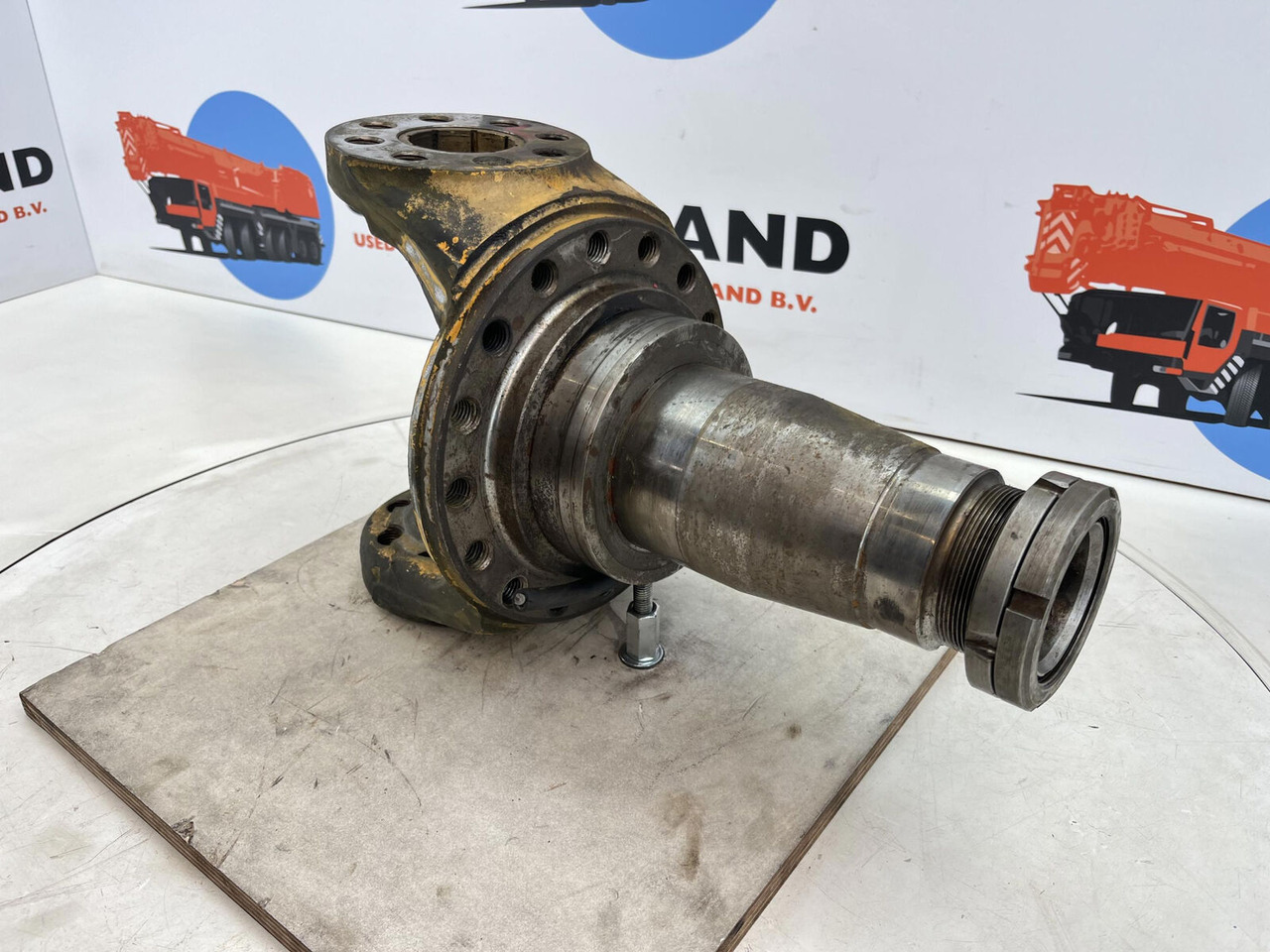 Grove - Steering knuckle for Mobile crane: picture 3 Grove - Steering knuckle for Mobile crane: picture 3
