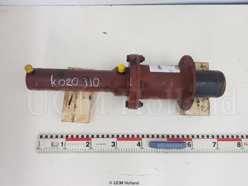 Krupp 350 GMT counterweight locking cylinder - Hydraulic cylinder for Crane: picture 1 Krupp 350 GMT counterweight locking cylinder - Hydraulic cylinder for Crane: picture 1