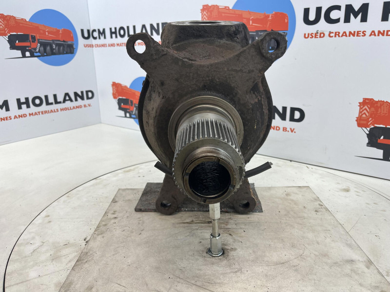 Krupp 70 GMT Steering knuckle axle 1 - Steering knuckle for Crane: picture 2 Krupp 70 GMT Steering knuckle axle 1 - Steering knuckle for Crane: picture 2