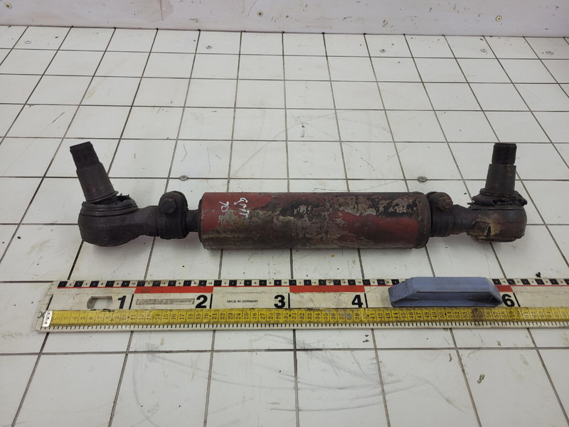 Krupp 70 GMT steering cylinder - Hydraulic cylinder for Crane: picture 1 Krupp 70 GMT steering cylinder - Hydraulic cylinder for Crane: picture 1