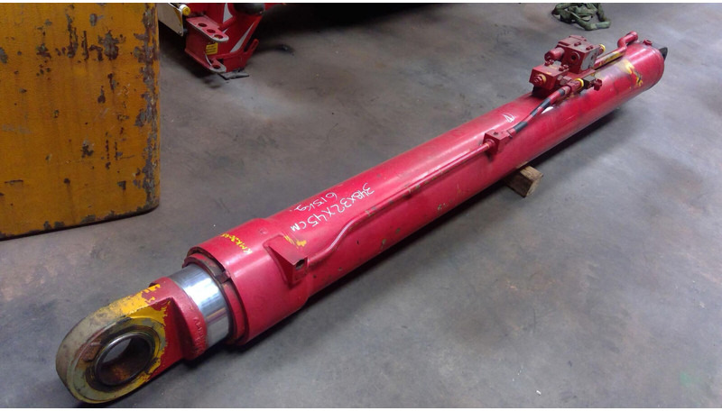 Krupp KMK 3045 boom cylinder - Hydraulic cylinder for Crane: picture 1 Krupp KMK 3045 boom cylinder - Hydraulic cylinder for Crane: picture 1
