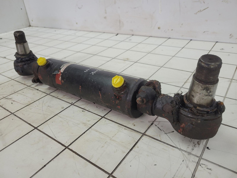 Krupp KMK 3045 steering cylinder - Hydraulic cylinder for Crane: picture 3 Krupp KMK 3045 steering cylinder - Hydraulic cylinder for Crane: picture 3