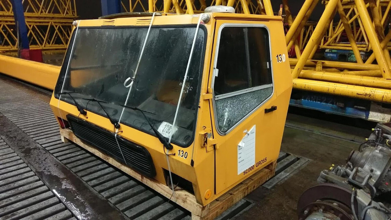 Krupp KMK 5100 lower cabin - Cab for Mobile crane: picture 1 Krupp KMK 5100 lower cabin - Cab for Mobile crane: picture 1