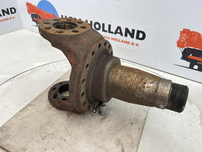 Liebherr LT 1090 Steering knuckle 16 holes - Steering knuckle for Crane: picture 3 Liebherr LT 1090 Steering knuckle 16 holes - Steering knuckle for Crane: picture 3