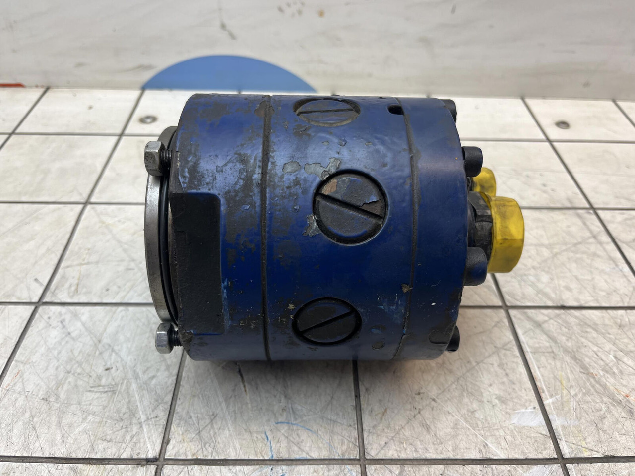 Liebherr LTM 1030-2 emergency steering pump - Hydraulic pump for Mobile crane: picture 5 Liebherr LTM 1030-2 emergency steering pump - Hydraulic pump for Mobile crane: picture 5