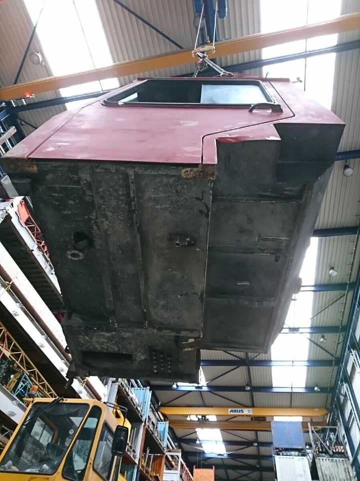 Liebherr LTM 1035 lower cabin - Cab for Mobile crane: picture 5 Liebherr LTM 1035 lower cabin - Cab for Mobile crane: picture 5