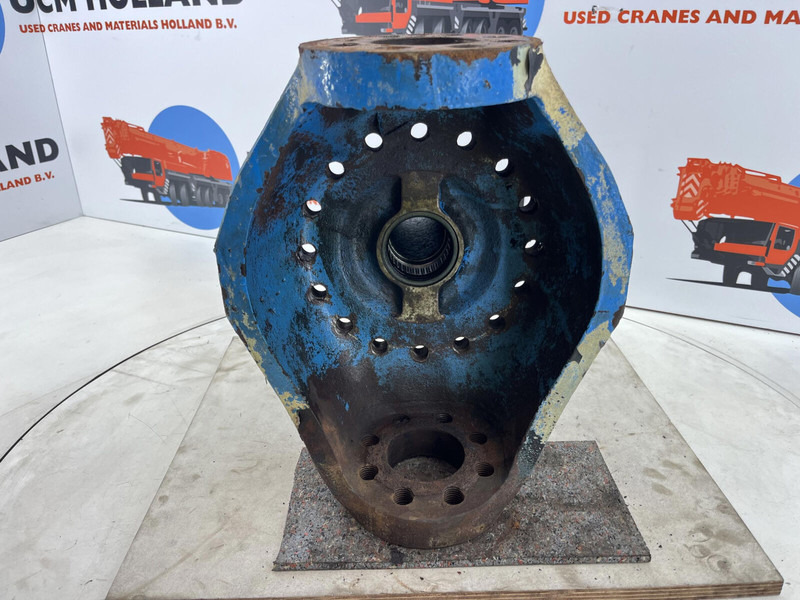 Liebherr LTM 1070 Steering knuckle 16 holes axle 4 - Steering knuckle for Crane: picture 5 Liebherr LTM 1070 Steering knuckle 16 holes axle 4 - Steering knuckle for Crane: picture 5