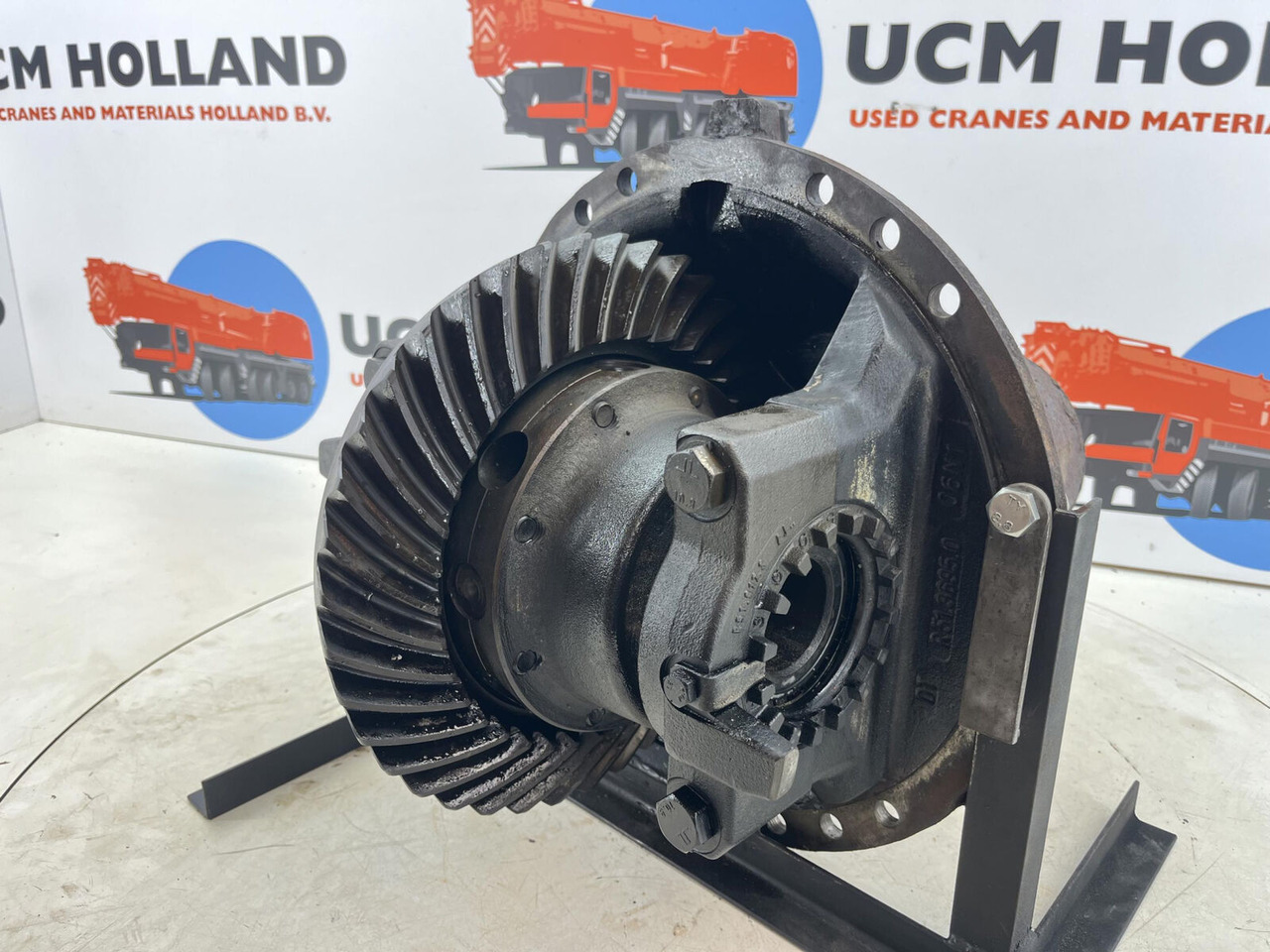 Liebherr LTM 1080 end differential 16x39 axle 4 - Differential gear for Mobile crane: picture 2 Liebherr LTM 1080 end differential 16x39 axle 4 - Differential gear for Mobile crane: picture 2