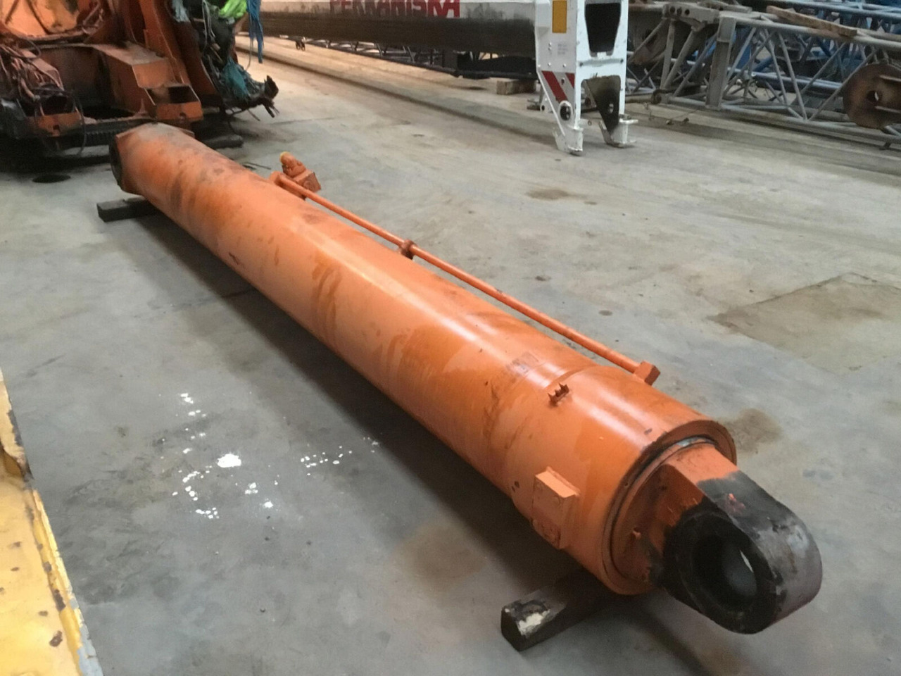 Liebherr LTM 1200/1 boom cylinder - Hydraulic cylinder for Mobile crane: picture 2 Liebherr LTM 1200/1 boom cylinder - Hydraulic cylinder for Mobile crane: picture 2