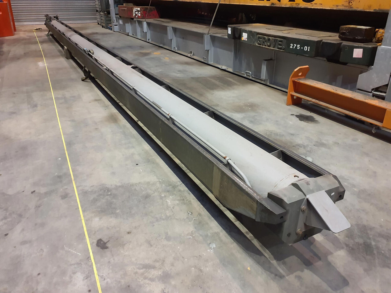Liebherr LTM 1400-7.1 Telescopic cylinder - Hydraulic cylinder for Mobile crane: picture 1 Liebherr LTM 1400-7.1 Telescopic cylinder - Hydraulic cylinder for Mobile crane: picture 1