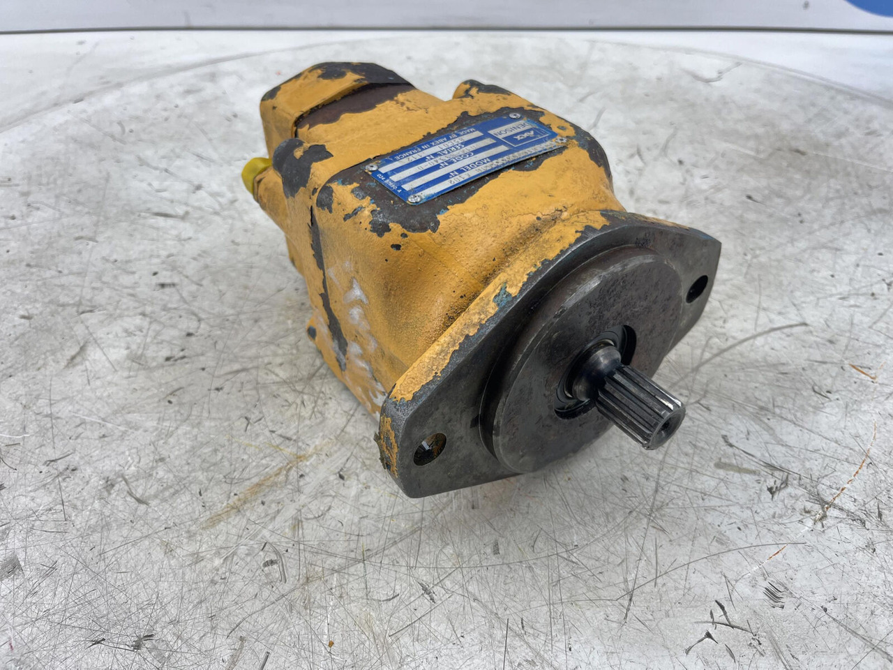Liebherr - Hydraulic motor for Crane: picture 1 Liebherr - Hydraulic motor for Crane: picture 1