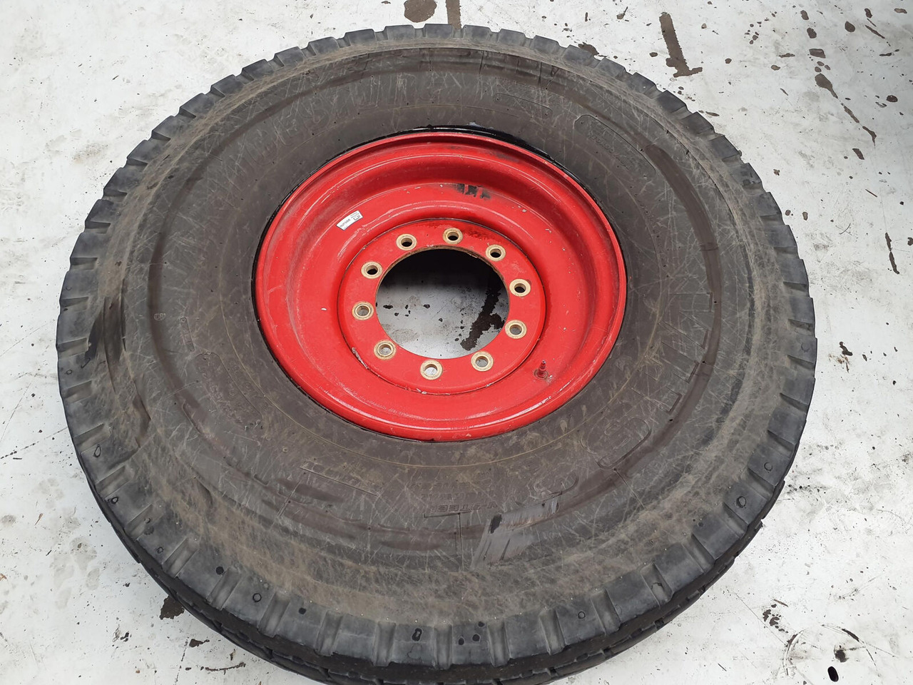 Liebherr Wheel 445/95R25 10 12 1p - Wheel and tire package for Crane: picture 2 Liebherr Wheel 445/95R25 10 12 1p - Wheel and tire package for Crane: picture 2