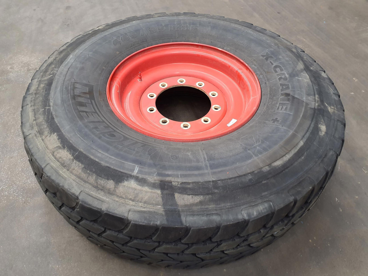 Michelin Wheel 445/95R25 10 12 1p - Wheel and tire package: picture 1 Michelin Wheel 445/95R25 10 12 1p - Wheel and tire package: picture 1